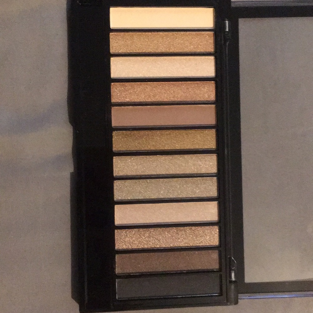 Makeup bundle!!!
